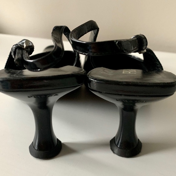 SOLD PRADA Vintage 90’s Black Slingback heel - Picture 6 of 14